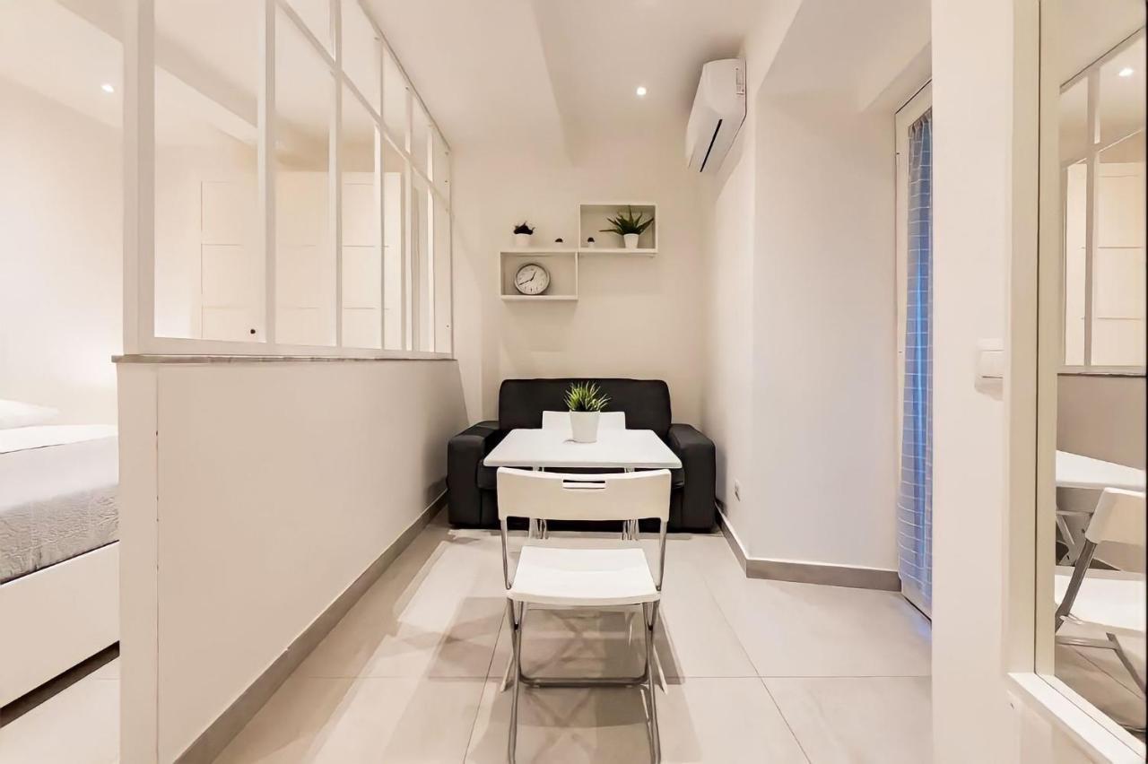 Casa Vacanze Santa Teresella 40 ナポリ エクステリア 写真